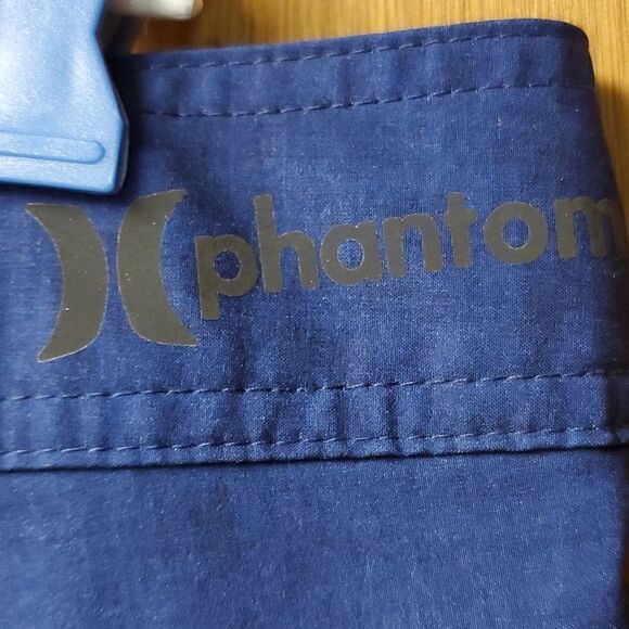 Hurley phantom board shorts,  size 33 - Picture 4 of 7